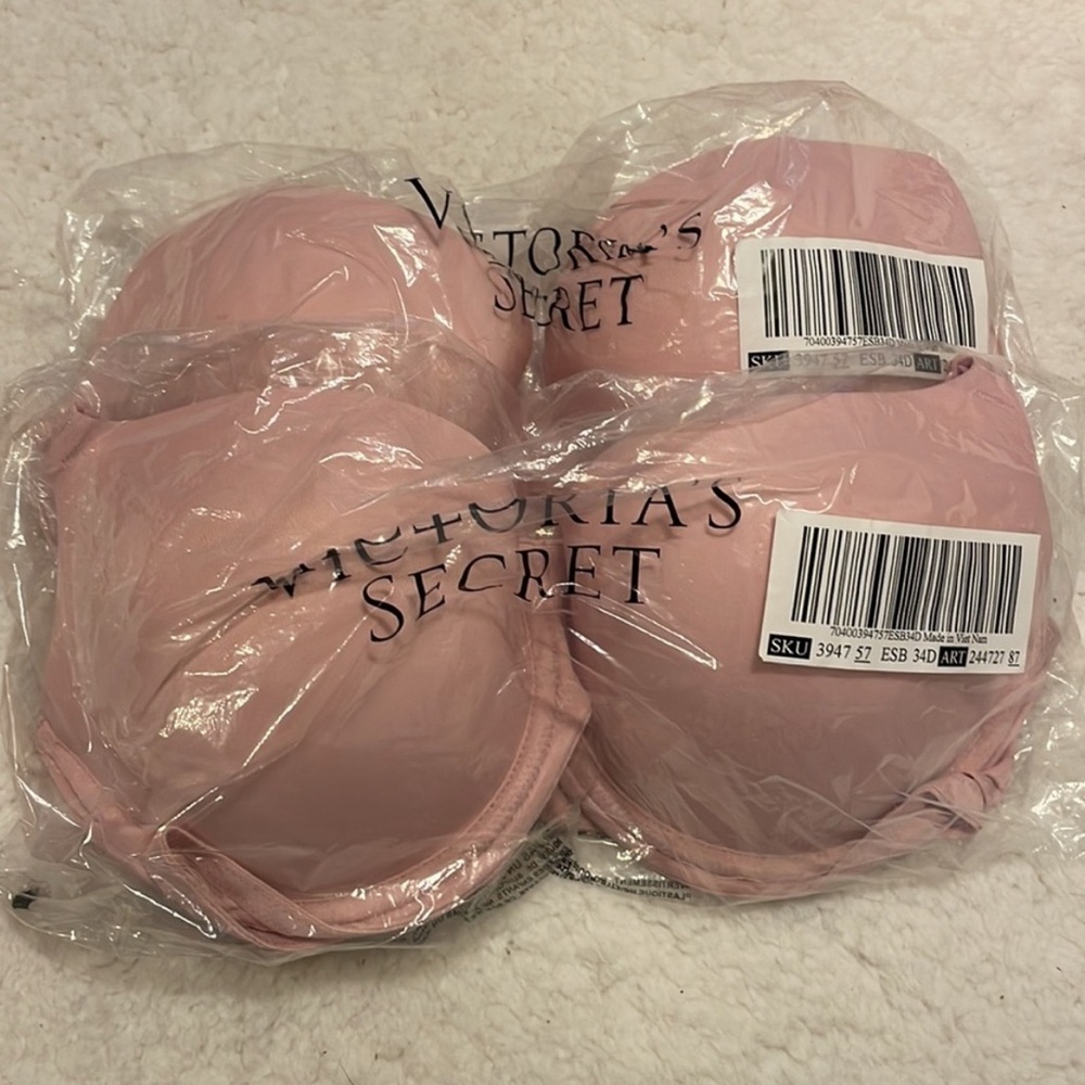 Victoria's Secret Pink Bra Set